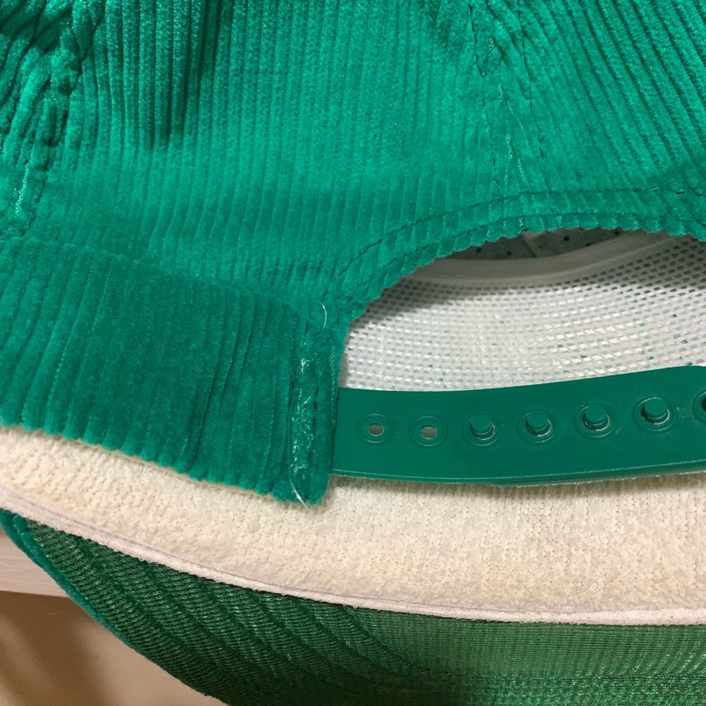 Used Vintage First Union snap back trucker hat. - Picture 4 of 5